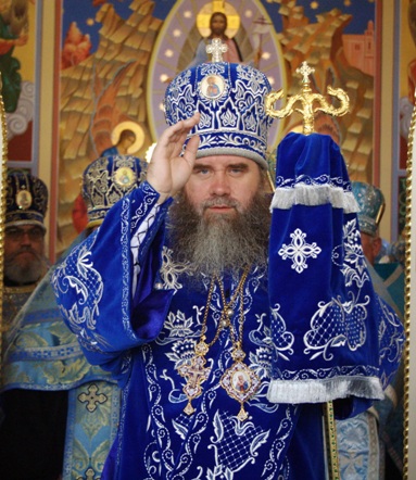 Владика Феодор привітав настоятеля храмів м. Чоп та с. Червоне прот. Михаїла Бобика з ювілеєм Владика Феодор привітав настоятеля храмів м. Чоп та с. Червоне прот. Михаїла Бобика з ювілеєм