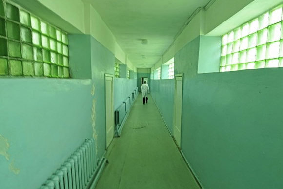 Із мукачівського інтернату втекла 47-річна пацієнтка Із мукачівського інтернату втекла 47-річна пацієнтка