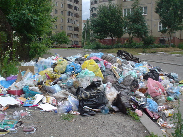 За минулу добу в Мукачеві двічі горіло сміття
