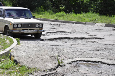 Щоб відремотнувати українські дороги потрібно 500 мільярдів гривень