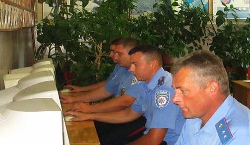 Виноградівських міліціонерів перевіряли на знання правил дорожнього руху