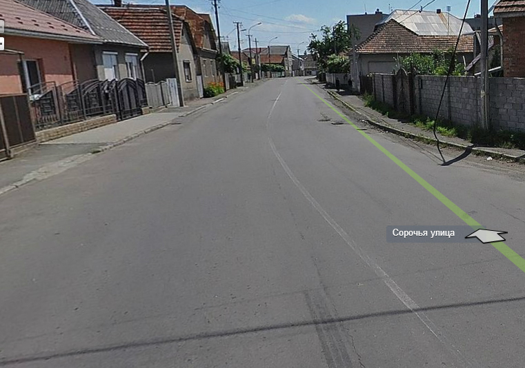 По вулиці Сорочій, що в Мукачеві, вантажівки більше їздити не будуть (ВІДЕО)