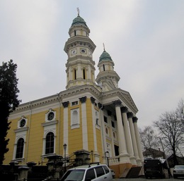 Двоє хлопців пограбували в Ужгороді кафедральний собор