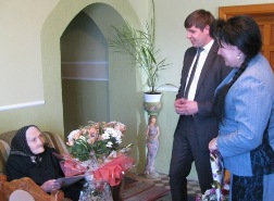 Голова Ужгородської РДА відвідав будинок милосердя у селі Велика Добронь