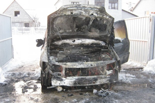У Солотвині під час руху загорівся автомобіль "Mercedes Benz"