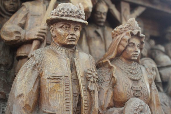 На честь 100-річчя від дня народження Василя Свиди в Ужгороді пройшла виставка його творів На честь 100-річчя від дня народження Василя Свиди в Ужгороді пройшла виставка його творів