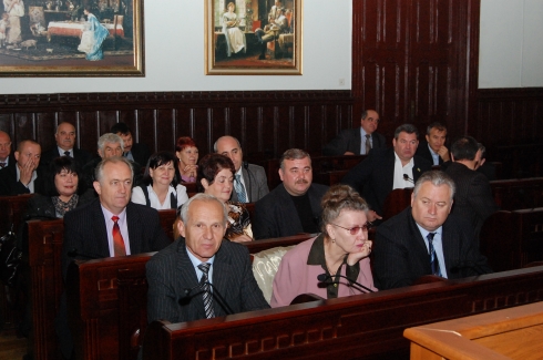 Депутати Мукачівської міської ради зберуться завтра на позачергову сесію