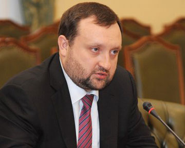 Арбузов вважає, що виходом з кризи можуть бути дострокові парламентські та президентські вибори (ВІДЕО)
