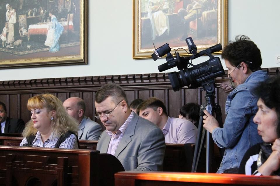 Багаторічний очільник мукачівських регіоналів заявив про вихід з "Партії регіонів" Багаторічний очільник мукачівських регіоналів заявив про вихід з "Партії регіонів"