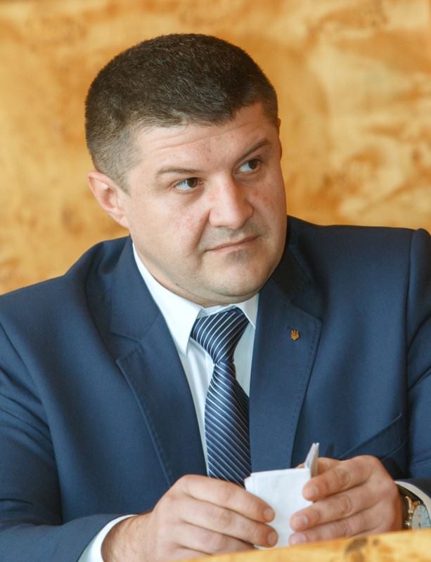 Губаль і Чубірко представили нового керівника Хустської РДА Губаль і Чубірко представили нового керівника Хустської РДА