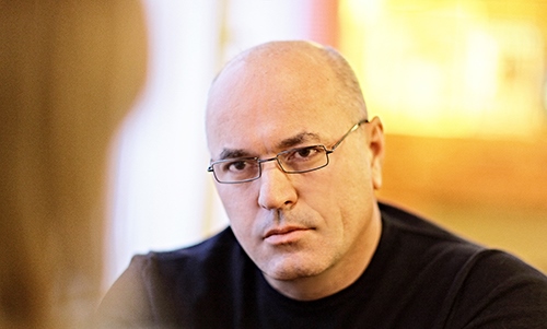 Сергій Ратушняк назвав студентів з Індії "сифілісною циганотою" Сергій Ратушняк назвав студентів з Індії "сифілісною циганотою"