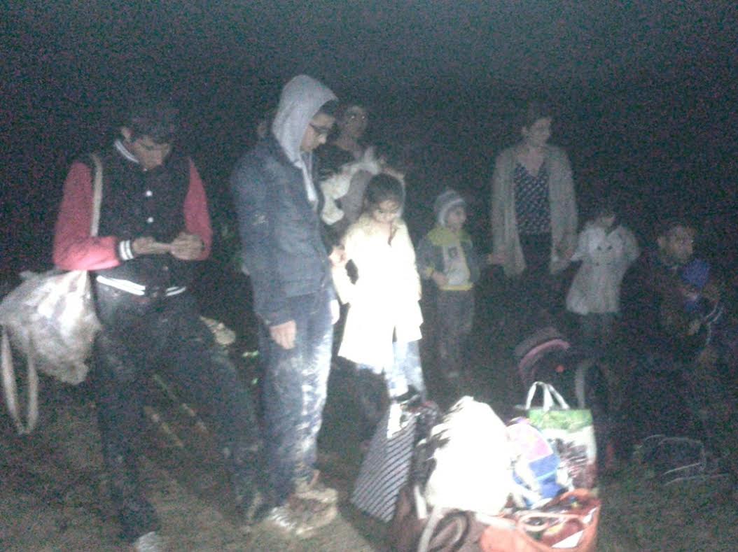 Неподалік словацького кордону закарпатські прикордонники затримали 11 нелегалів з Вірменії Неподалік словацького кордону закарпатські прикордонники затримали 11 нелегалів з Вірменії