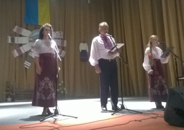 На Тячівщині відбувся творчий звіт районних колективів На Тячівщині відбувся творчий звіт районних колективів