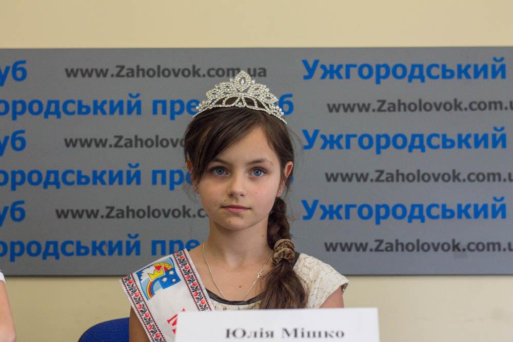 Маленька закарпатка представлятиме Україну на міжнародному модельному фестивалі в Англії Маленька закарпатка представлятиме Україну на міжнародному модельному фестивалі в Англії