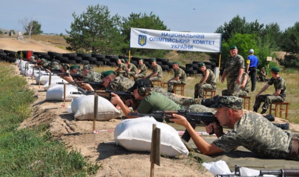 Мукачівські прикордонники стали першими на всеукраїнському чемпіонаті зі стрільби Мукачівські прикордонники стали першими на всеукраїнському чемпіонаті зі стрільби