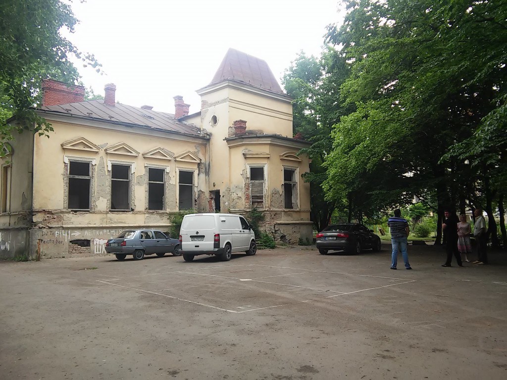Мукачівські депутати дали старт реставрації Палацу Ковнера Мукачівські депутати дали старт реставрації Палацу Ковнера