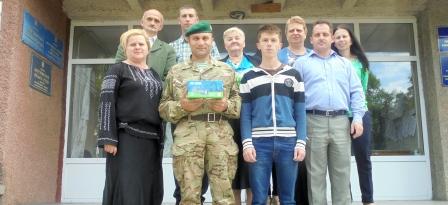 Жителі Перечина придбали прилад нічного бачення для бійців АТО Жителі Перечина придбали прилад нічного бачення для бійців АТО