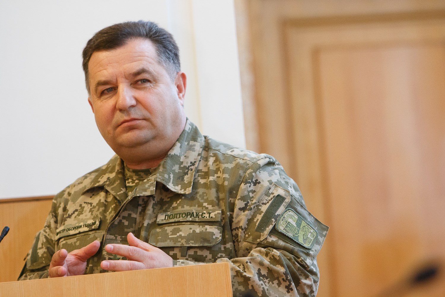 Звільнений Степаном Полтораком посадовець вважає дії Глави Міноборони піаром Звільнений Степаном Полтораком посадовець вважає дії Глави Міноборони піаром