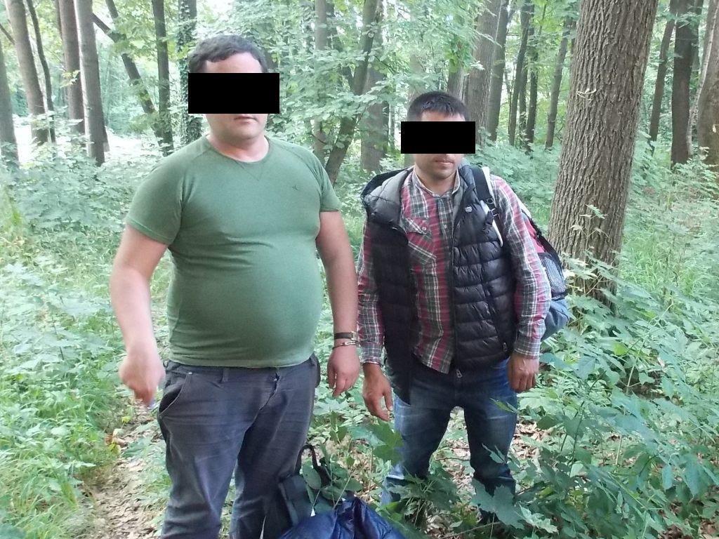 Вихідців із Кавказу, які прямували до Німеччини, затримали закарпатські прикордонники Вихідців із Кавказу, які прямували до Німеччини, затримали закарпатські прикордонники