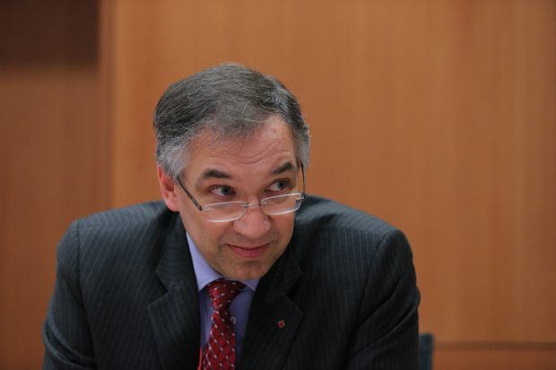 Посол Канади в Україні про расизм Ратушняка: "Він би швидко прогорів, якби був власником басейну в нашій країні" Посол Канади в Україні про расизм Ратушняка: "Він би швидко прогорів, якби був власником басейну в нашій країні"
