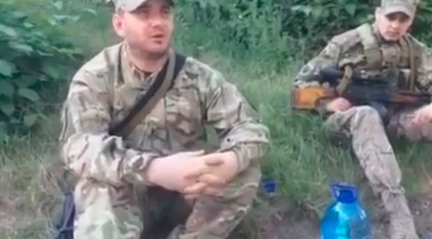 Якщо бійці "Правого сектору" складуть зброю, їх негайно буде доставлено до Києва спецбортом Якщо бійці "Правого сектору" складуть зброю, їх негайно буде доставлено до Києва спецбортом