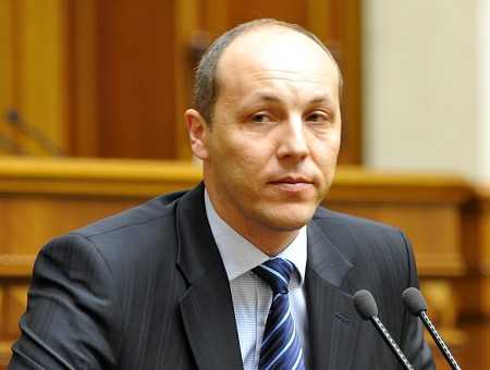 Треба гнати усю верхівку Закарпатської області, - Андрій Парубій Треба гнати усю верхівку Закарпатської області, - Андрій Парубій