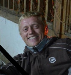 Під час стрілянини у Мукачеві загинув боєць "Добровольчого корпусу "Правого сектору" Під час стрілянини у Мукачеві загинув боєць "Добровольчого корпусу "Правого сектору"