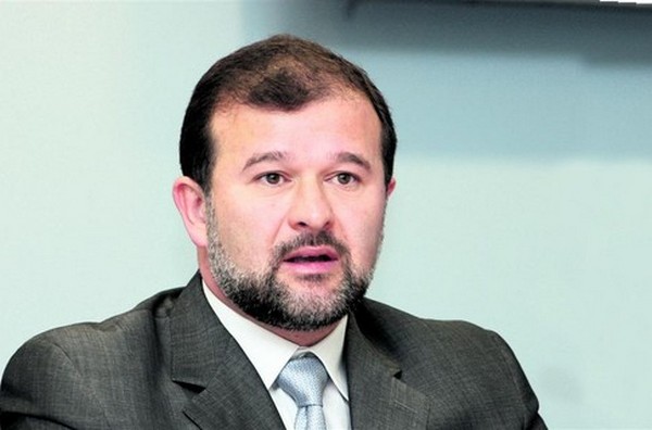 Віктор Балога: "Я справді допомагав "Правому сектору" Віктор Балога: "Я справді допомагав "Правому сектору"
