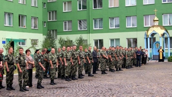 У Мукачеві відбулись урочистості з нагоди демобілізації солдат прикордонної служби У Мукачеві відбулись урочистості з нагоди демобілізації солдат прикордонної служби