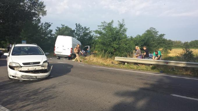 На Ужгородщині трапилася потрійна ДТП На Ужгородщині трапилася потрійна ДТП
