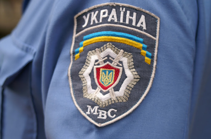 Керівництво закарпатської міліції звільнило двох офіцерів-правоохоронців Керівництво закарпатської міліції звільнило двох офіцерів-правоохоронців