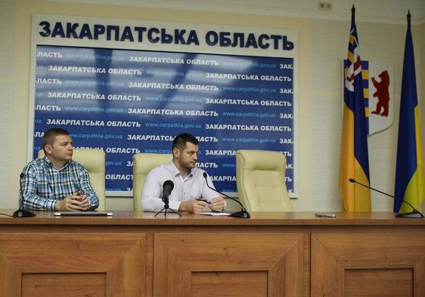 На новій льодовій арені в Ужгороді діти кататимуться безкоштовно На новій льодовій арені в Ужгороді діти кататимуться безкоштовно