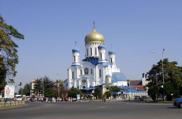 У центрі Ужгорода вогонь знищив рекламні афіші У центрі Ужгорода вогонь знищив рекламні афіші