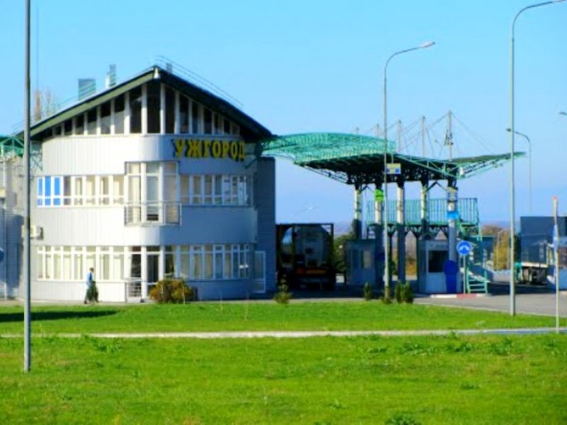 На КПП "Ужгород" тривають ремонтні роботи На КПП "Ужгород" тривають ремонтні роботи