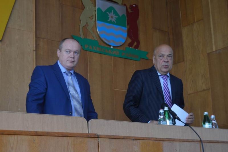 Під час представлення голови Рахівської РДА, очільник Закарпаття пообіцяв рахів’янам електроенергію за пільговим тарифом Під час представлення голови Рахівської РДА, очільник Закарпаття пообіцяв рахів’янам електроенергію за пільговим тарифом