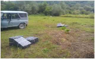 У Діловому знайшли 12 пакунків контрабандних сигарет У Діловому знайшли 12 пакунків контрабандних сигарет