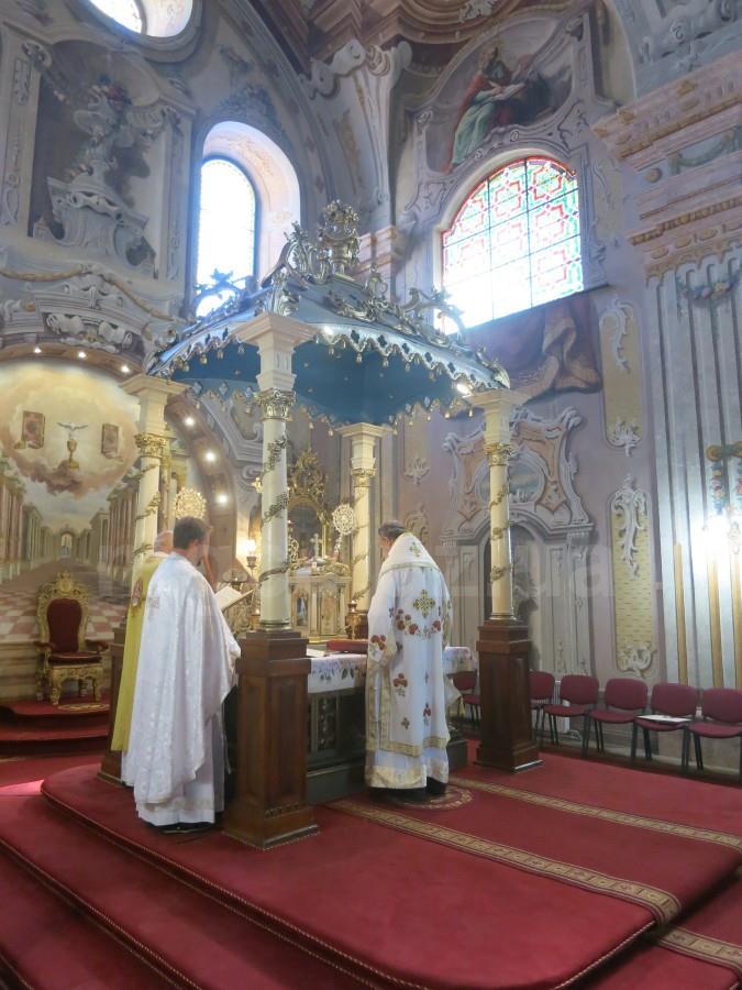 Ужгородські греко-католики помолились за Україну Ужгородські греко-католики помолились за Україну
