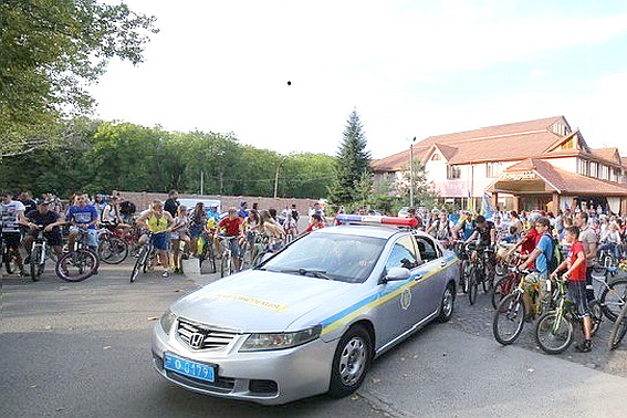 Мукачівські правоохоронці забезпечили охорону порядку під час святкових заходів Мукачівські правоохоронці забезпечили охорону порядку під час святкових заходів