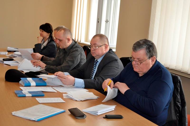 Обласні депутати обговорюють рішення наступного пленарного засідання Обласні депутати обговорюють рішення наступного пленарного засідання
