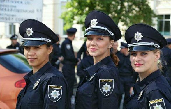 Набір тренерів нової патрульної поліції на Закарпатті продовжено Набір тренерів нової патрульної поліції на Закарпатті продовжено