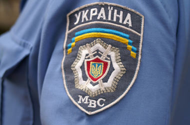 На лаві підсудних опинився правоохоронець з Рахівщини, який побив затриманого місцевого мешканця На лаві підсудних опинився правоохоронець з Рахівщини, який побив затриманого місцевого мешканця