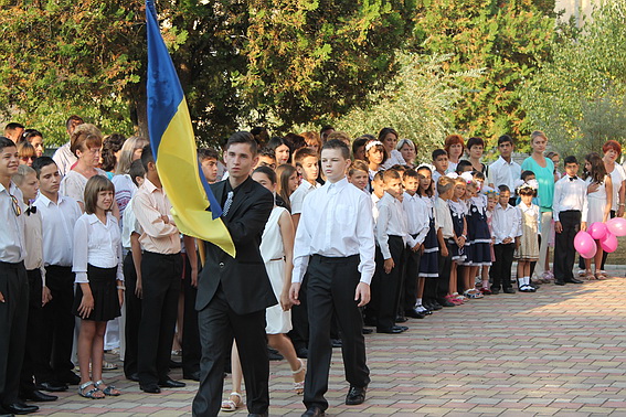 У День знань керівники Перечинської міліції відвідали місцеву школу-інтернат У День знань керівники Перечинської міліції відвідали місцеву школу-інтернат