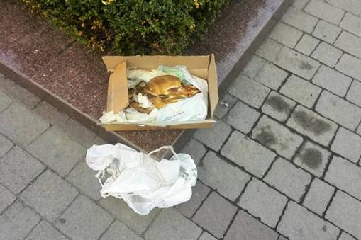 Біля Ужгородського залізничного вокзалу шукали вибухівку Біля Ужгородського залізничного вокзалу шукали вибухівку