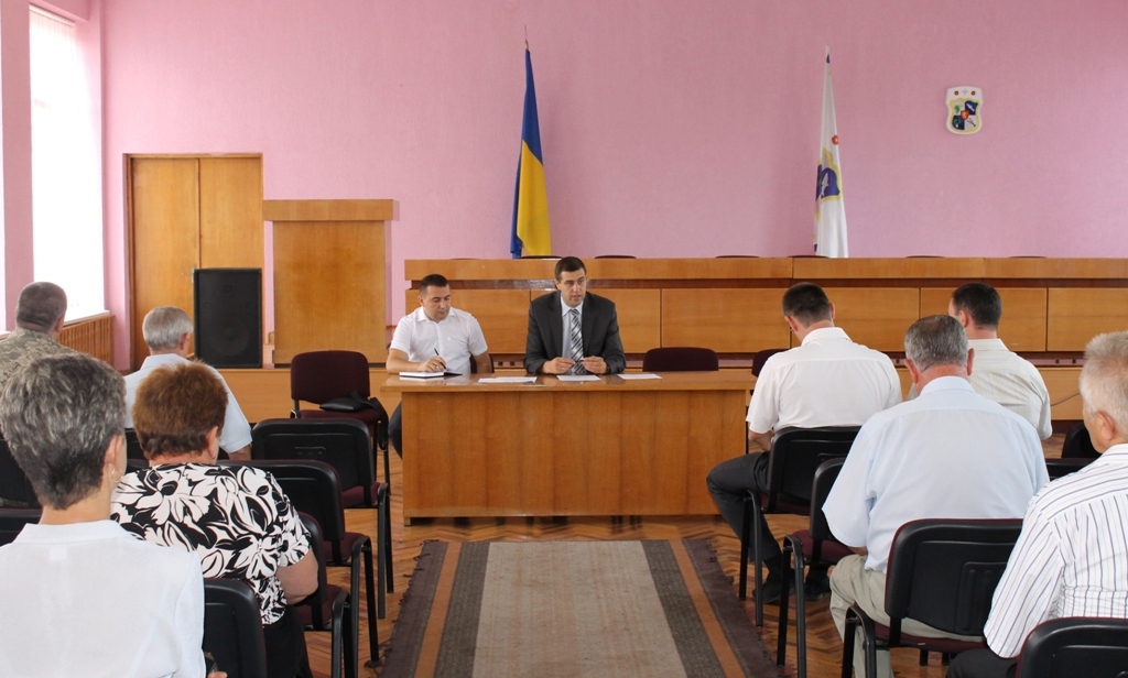 Керівник Виноградівської РДА обговорив з сільськими та селищними головами Керівник Виноградівської РДА обговорив з сільськими та селищними головами