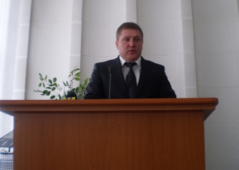 Головою Ужгородської райради обрано представника «Відродження». ЄЦ та КМКС демонстративно не реєструвались Головою Ужгородської райради обрано представника «Відродження». ЄЦ та КМКС демонстративно не реєструвались