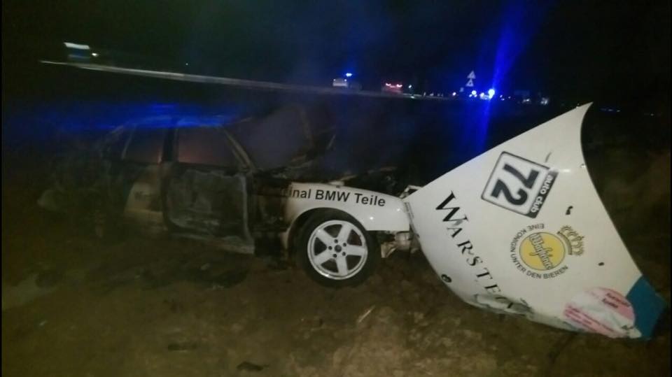 Деталі ДТП на трасі біля Іванівців: двоє людей у реанімації, автомобіль згорів дотла Деталі ДТП на трасі біля Іванівців: двоє людей у реанімації, автомобіль згорів дотла
