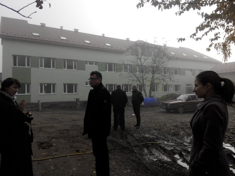Закарпатські чиновники "загубили" гроші, які Європа виділила на ремонт хоспісу Закарпатські чиновники "загубили" гроші, які Європа виділила на ремонт хоспісу