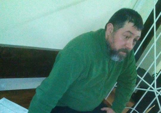 Під час судового засідання бійцю "Нацику" стало погано Під час судового засідання бійцю "Нацику" стало погано