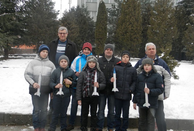 У Хусті пройшли незвичні змагання з ракетомодельного спорту У Хусті пройшли незвичні змагання з ракетомодельного спорту