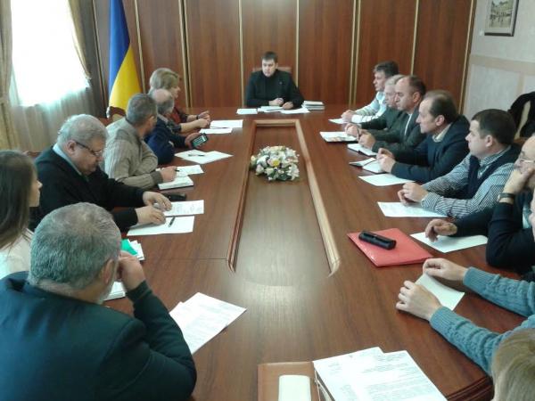 Закарпатців просять повідомляти про переобладнані автобуси Закарпатців просять повідомляти про переобладнані автобуси